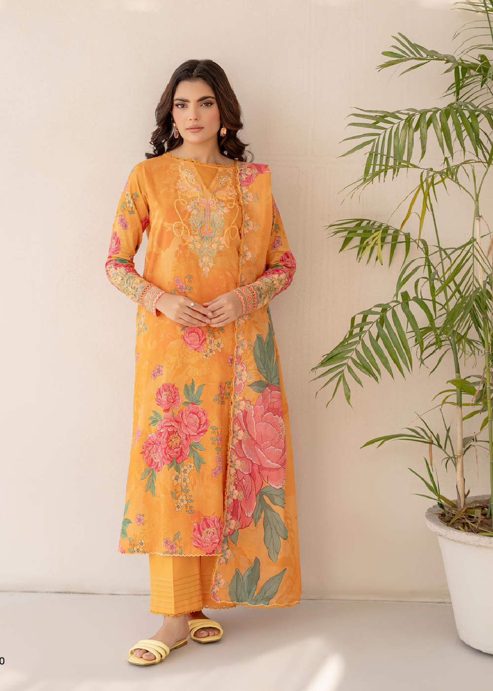Rang E Haya Neck Embroidered Digital Printed Lawn '25 by Gulljee