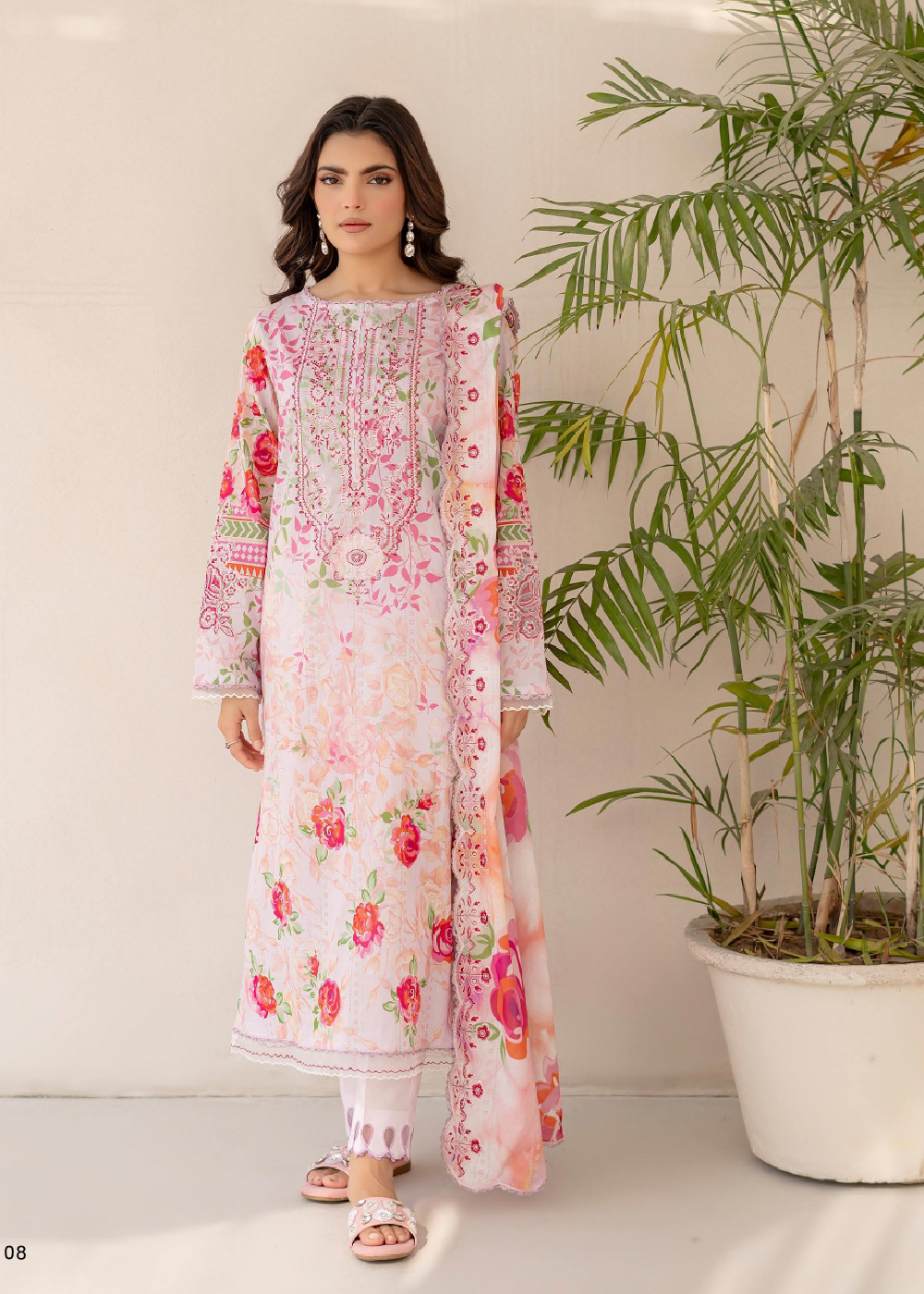 Rang E Haya Neck Embroidered Digital Printed Lawn '25 by Gulljee